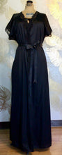 Load image into Gallery viewer, Black Vamp Set