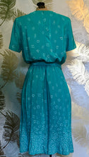 Load image into Gallery viewer, Aqua Leslie Fay 80’s Dress

