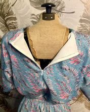 Load image into Gallery viewer, 1970’s Feather Print Dress