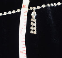 Load image into Gallery viewer, Delicate Dangle Rhinestone Necklace