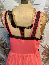 Load image into Gallery viewer, Pink & Black Peignoir Set