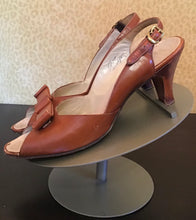 Load image into Gallery viewer, Palizzio New York Kitten Pumps