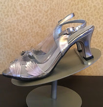 Load image into Gallery viewer, 1970’s Silver Leaf Heels
