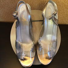 Load image into Gallery viewer, 1970’s Silver Leaf Heels