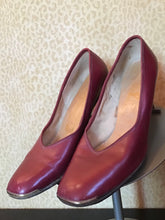 Load image into Gallery viewer, Red Heels with Gold Accents