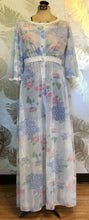 Load image into Gallery viewer, Miss Elaine Floral & Lace
