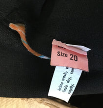 Load image into Gallery viewer, 60’s Floral & Black Maxi Dress