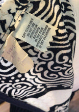 Load image into Gallery viewer, 60’s Metallic & Black Maxi Dress