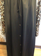 Load image into Gallery viewer, Leopard & Black Dressing Gown