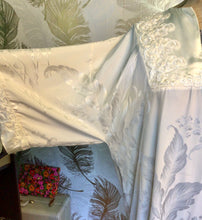 Load image into Gallery viewer, 1960’s Lucie Ann Caftan