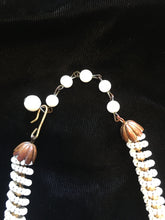 Load image into Gallery viewer, 50’s Spiral Necklace