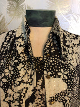 Load image into Gallery viewer, 60’s Metallic & Black Maxi Dress