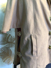 Load image into Gallery viewer, 1970’s Marjone Capelet