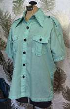 Load image into Gallery viewer, 60’s Turquoise Button Down