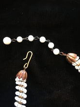 Load image into Gallery viewer, 50’s Spiral Necklace