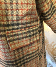 Load image into Gallery viewer, Retro Mod Plaid Coat