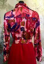 Load image into Gallery viewer, 1970’s Hostess Dress
