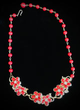 Load image into Gallery viewer, Floral Beaded Necklace
