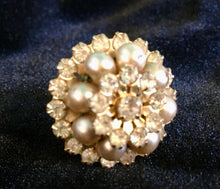 Load image into Gallery viewer, Rhinestone &amp; Faux Pearl Ring
