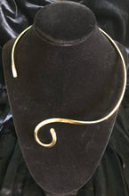 Load image into Gallery viewer, Goldtone Wrap Necklace
