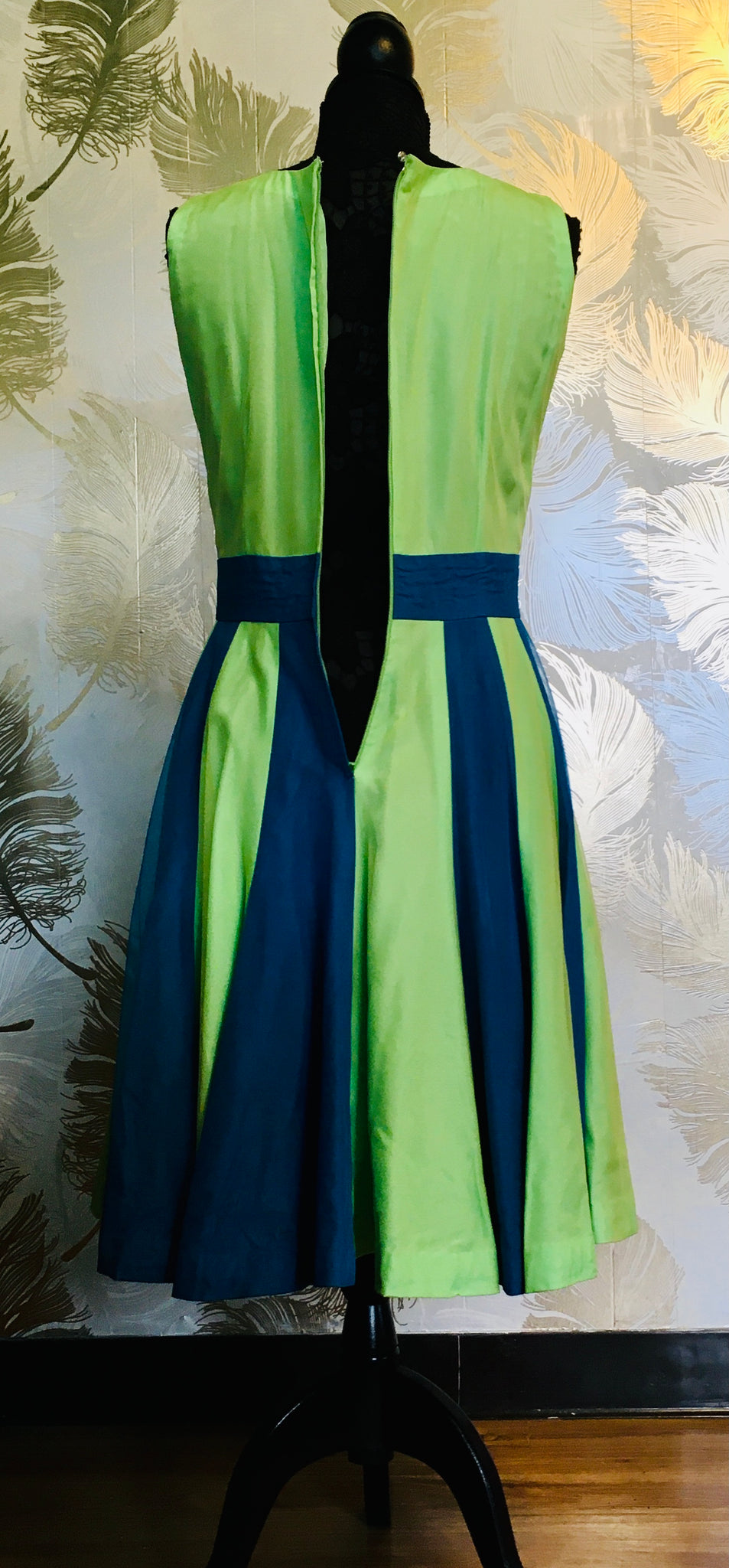 1960’s Green & Blue Dress – atomicbombshellvintage