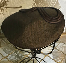 Load image into Gallery viewer, 50’s Art Deco Ribbon Headband Hat
