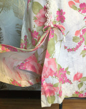 Load image into Gallery viewer, Floral Shift N’ Shorts

