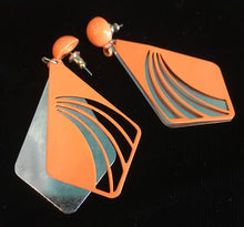 Load image into Gallery viewer, Orange &amp; Gold Dangles
