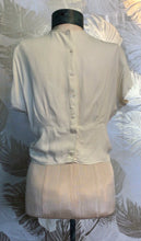 Load image into Gallery viewer, 40’s Sash Waist Blouse
