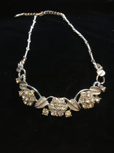 Load image into Gallery viewer, Rhinestone Floral Necklace
